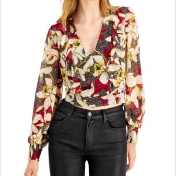 Bar III Tops - NWT Bar III Shadow Bloom floral printed ruffle crop top